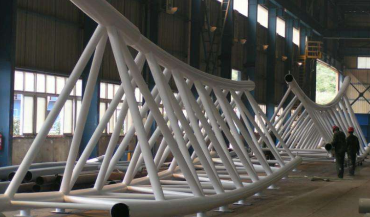 齐齐哈尔管廊钢结构与桁架结构的管道支架应该如何区分